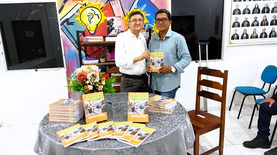 Lançamento biblioteca 1