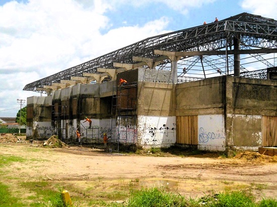 foto reforma ginásio 6