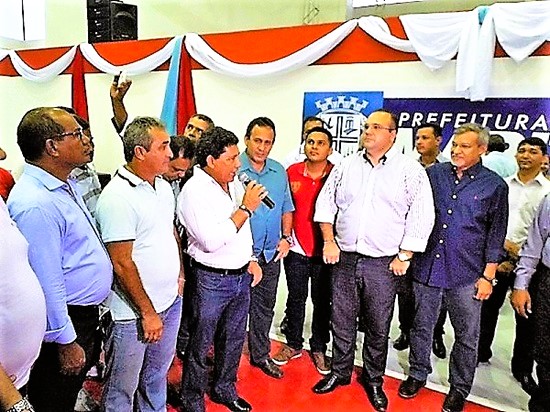 ginásio inaugurado sim 1